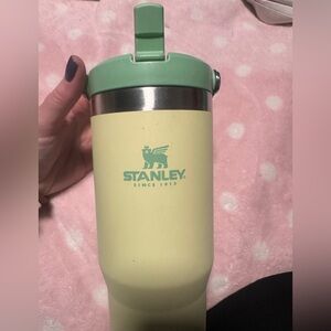 Stanley flip straw Tumbler